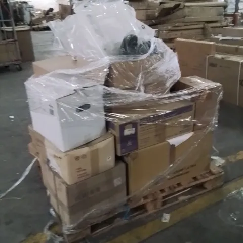 PALLET CONTAINING CATERING ITEMS AND PRODUCTS SUCH AS;STORAGE CONTAINERS,DESCALED,GLASS TUMBLERS 