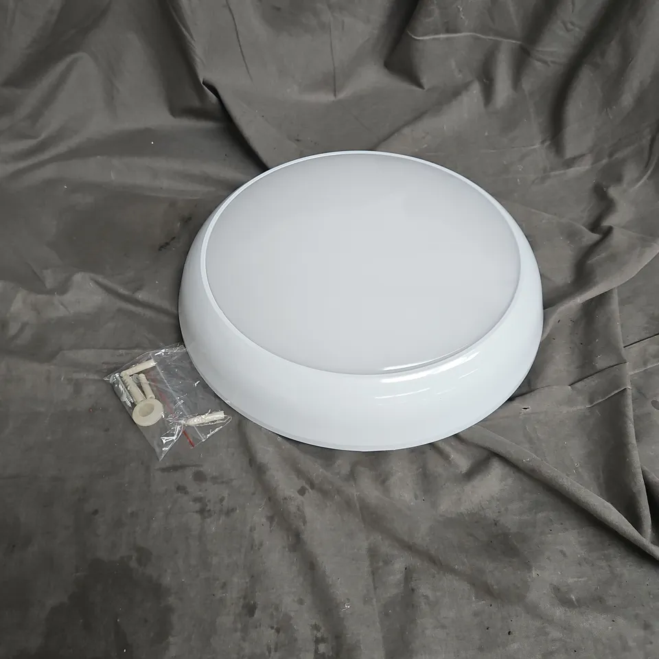 STARLIGHTING 15W LED EMERGENCY CEILING LIGHT MODEL NO: 63200
