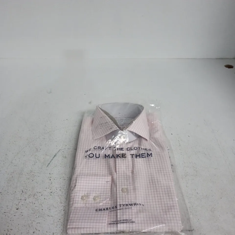 CHARLES TYRWHITT PINK CHECK SHIRT NECK 15IN SLEEVE 33IN