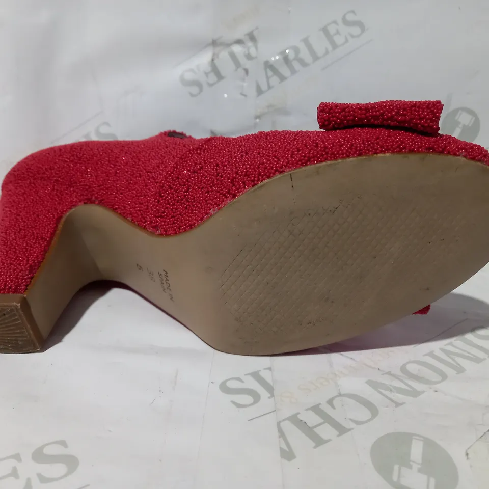 BOXED PAIR OF RED OR DEAD HEELS IN RED WITH GLITTER EFFECT UK SIZE 5