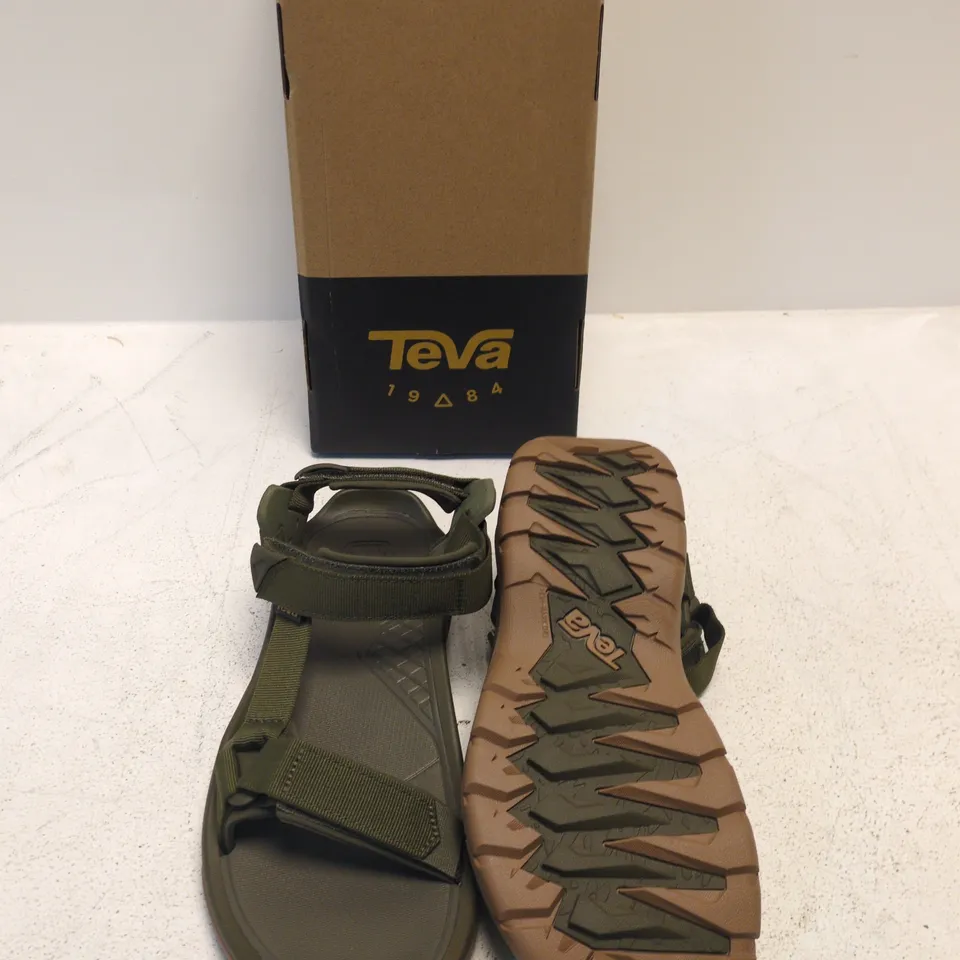 TEVA OUTDOOR SANDALS – OLIVE GREEN, BOXED (UK 10)