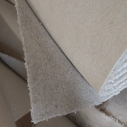 ROLL OF QUALITY LINGDALE ELITE BURNSALL CARPET - APPROXIMATELY 3 x 6.9m