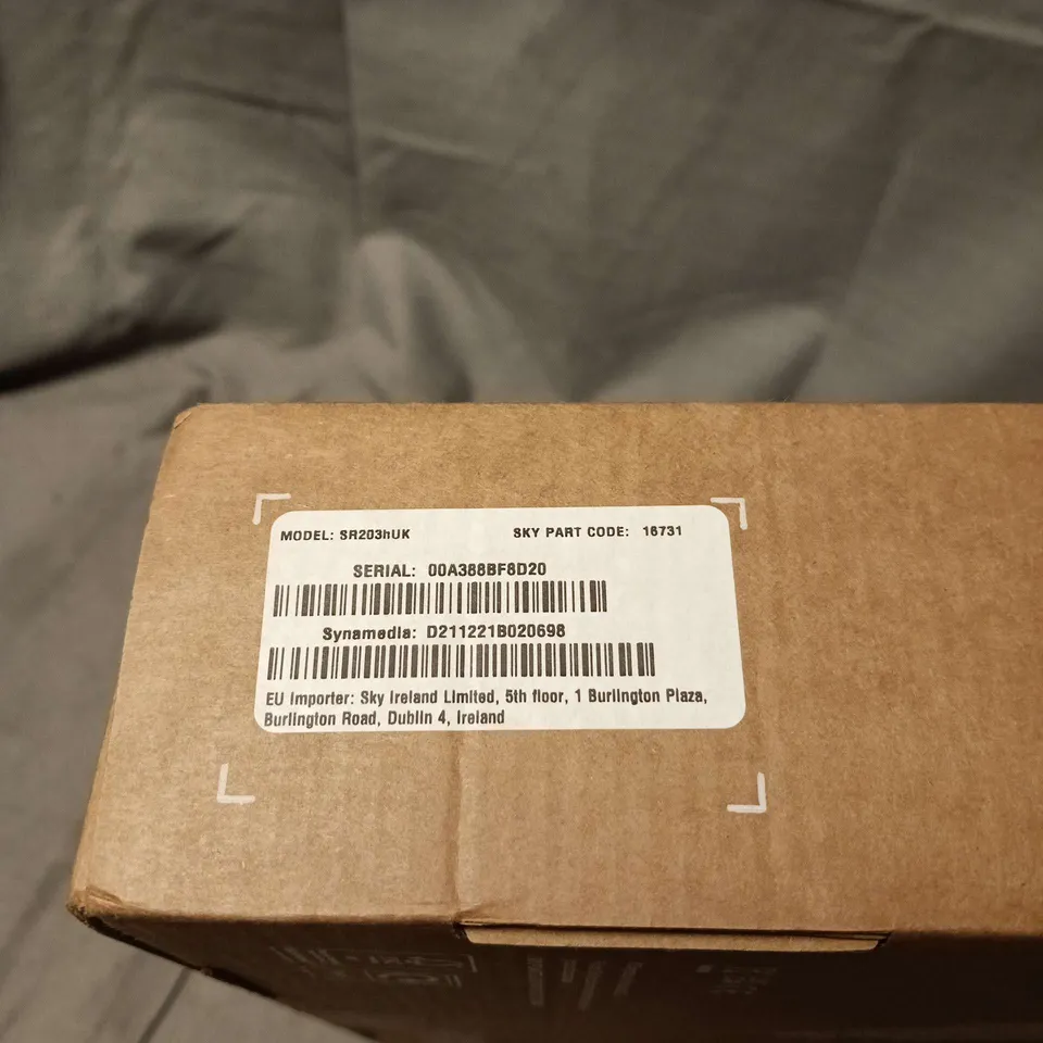 SKY ROUTER SR203HUK – BOXED 