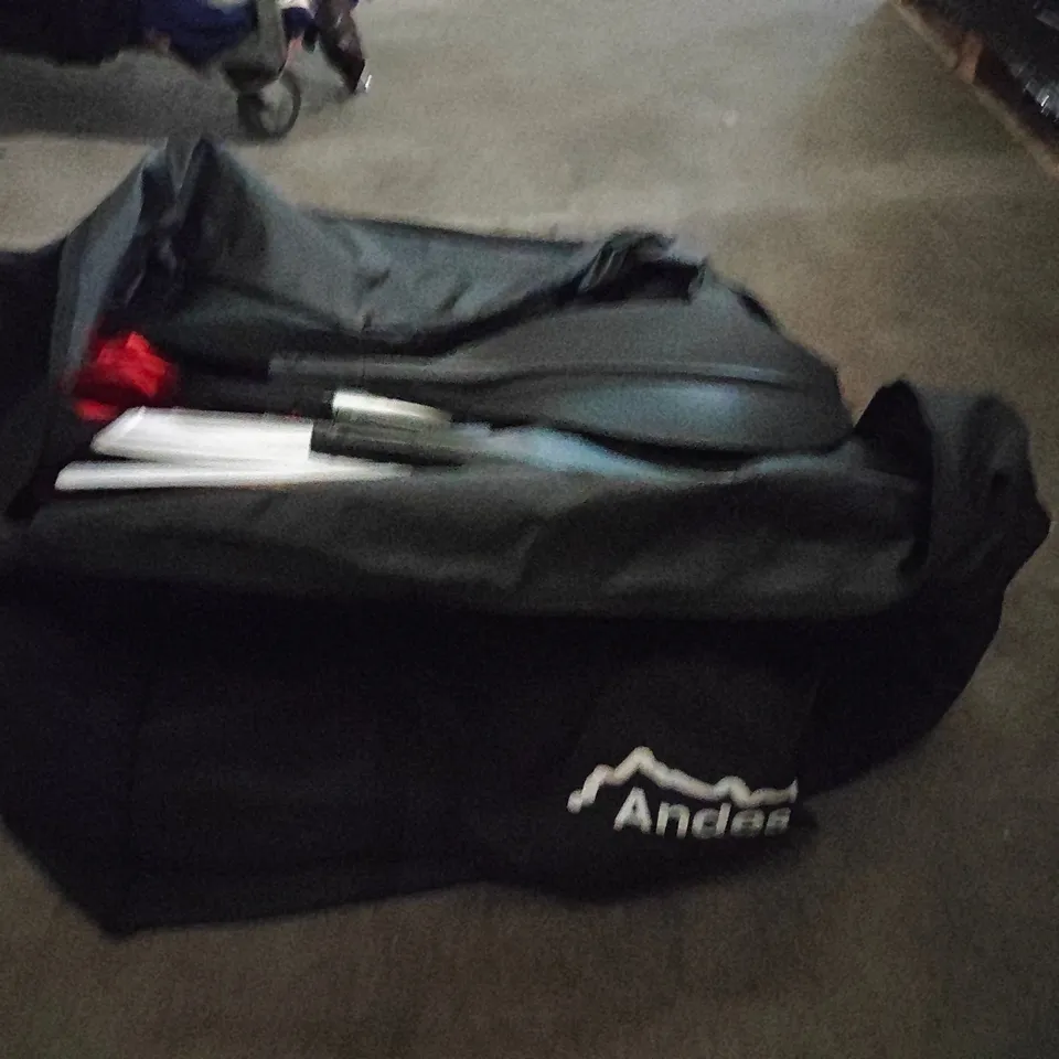ANDES INFLATABLE RAFT IN RED/BLACK WITH PADDLES