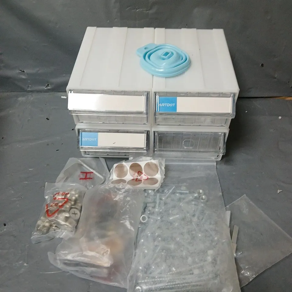 BOX OF ASSORTED HOUSEHOLD ITEMS TO INCLUDE NUTS AND BOLTS, SREWS AND STORAGE TRAYS