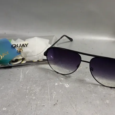 QUAY AVIATOR LENS TINTED SUNGLASSES