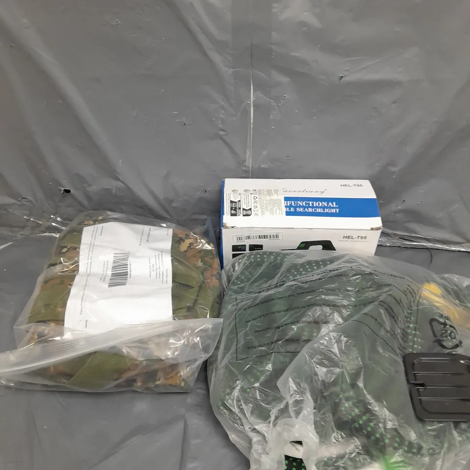 APROXIMATELY 15 ASSORTED HOUSEHOLD ITEMS TO INCLUDE GARDEN HOSES , TORCHES , BAGS, ETC 