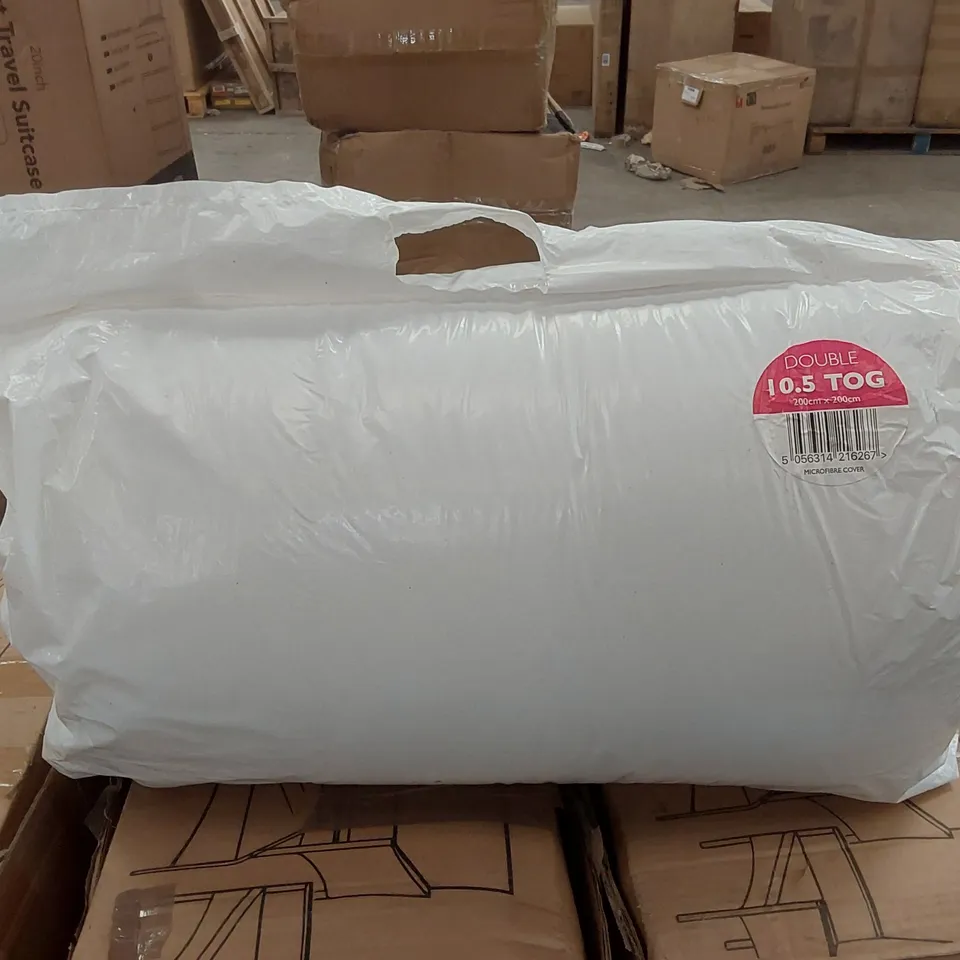 BAGGED 10.5 TOG DOUBLE MICROFIBRE DUVET 