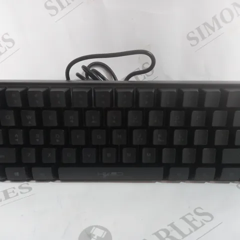 V700 RGB STREAMER WIRED KEYBOARD