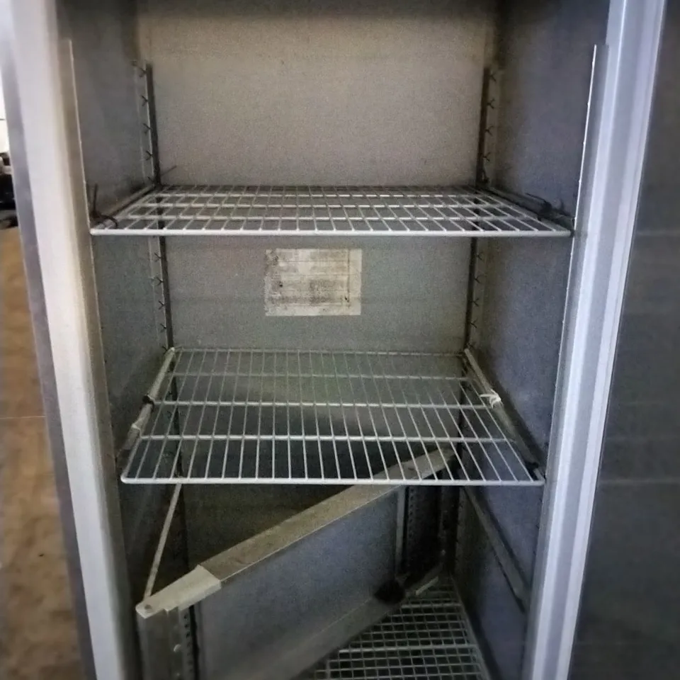 GRAM REFRIGERATOR 