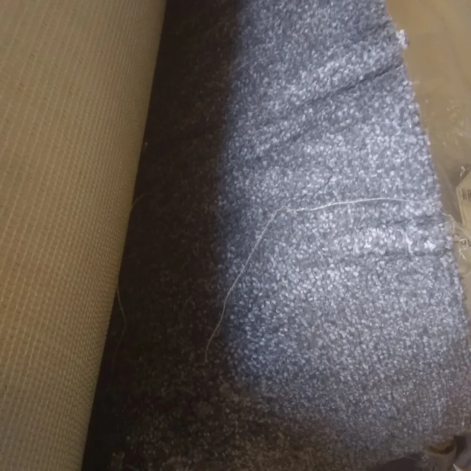 ROLL OF QUALITY MILLENNIUM TWIST 775 IRON CARPET APPROXIMATELY 5X8.24M