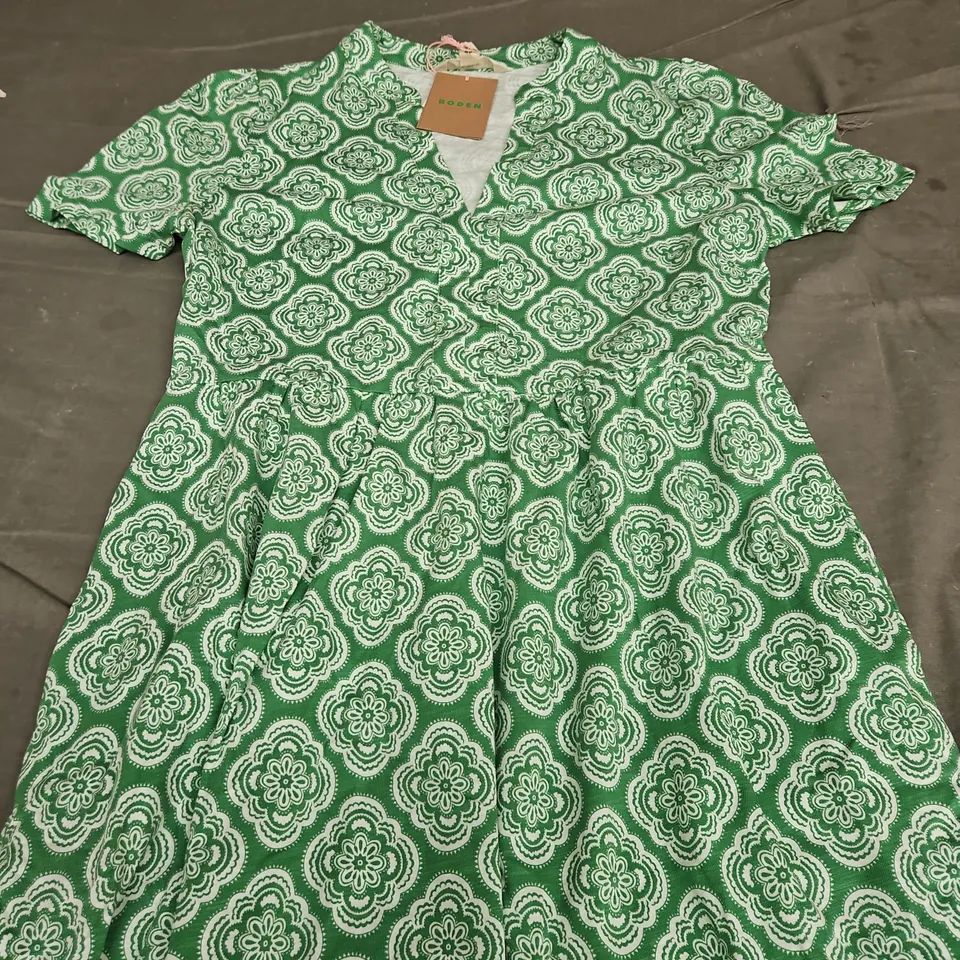 BODEN OCCASSIONAL SUMMER DRESS - SIZE 10