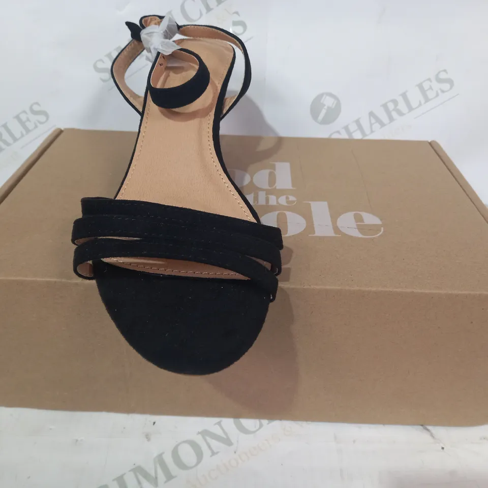 BOXED PAIR OF GOOD FOR THE SOLE WEDGE SANDALS IN BLACK SIZE 6