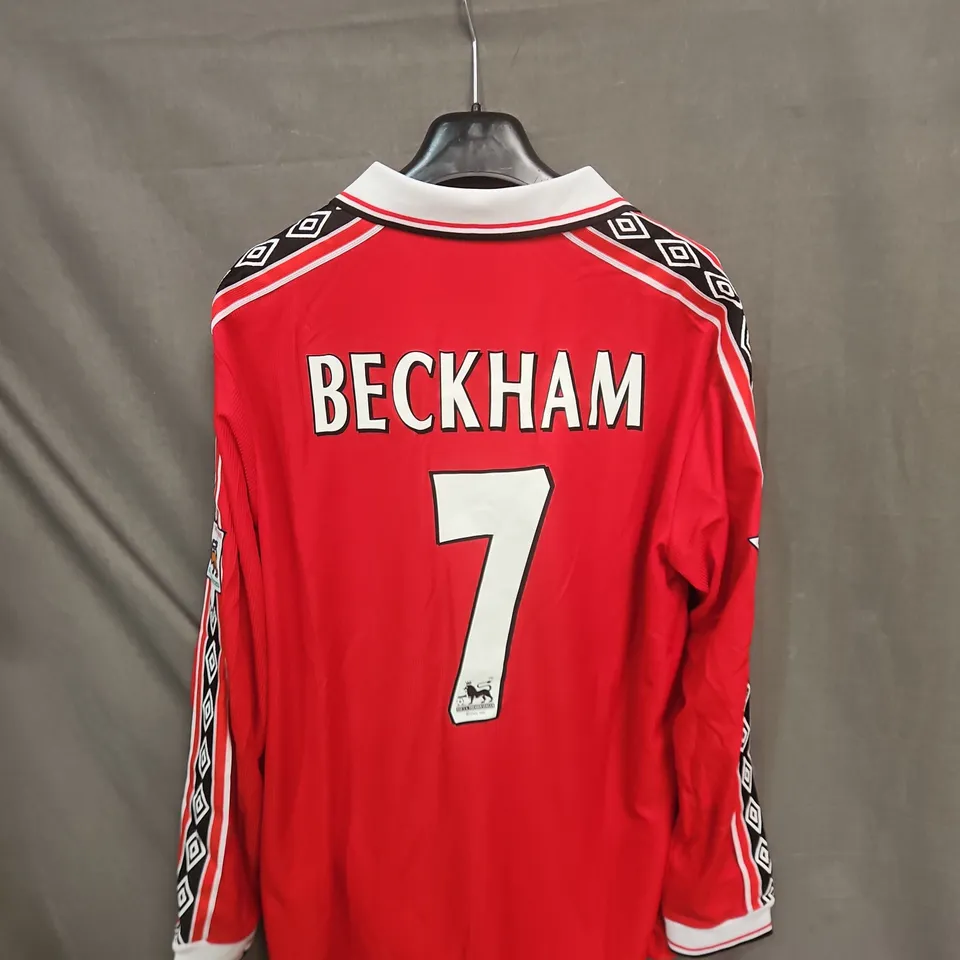 MANCHESTER UNITED UMBRO FOOTBALL SHIRT - BECKHAM 7 (RED) SIZE 2XL