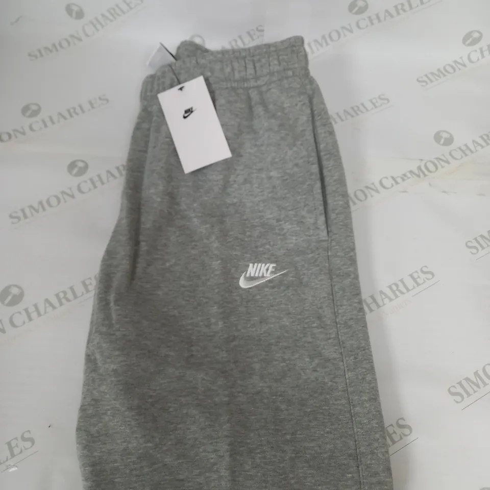 NIKE LOGO GREY TRACKSUIT BOTTOMS SIZE M