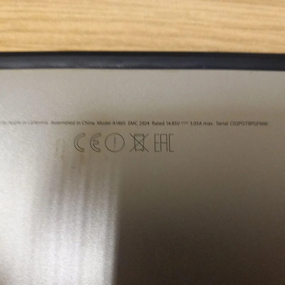 APPLE MACBOOK AIR (A1465 EARLY 2015)