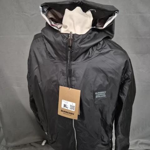 BURBERRY FULL ZIP WATER PROOF JACKET SIZE L