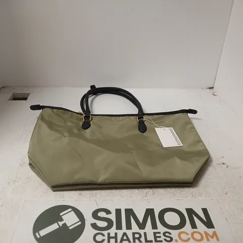 STRADIVARIUS SAGE HANDBAG WITH BLACK HANDLES – TAG ATTACHED