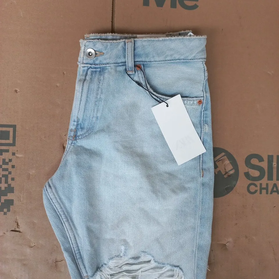 ZARA DISTRESSED BERMUDA DENIM SHORTS IN LIGHT BLUE SIZE UK 8