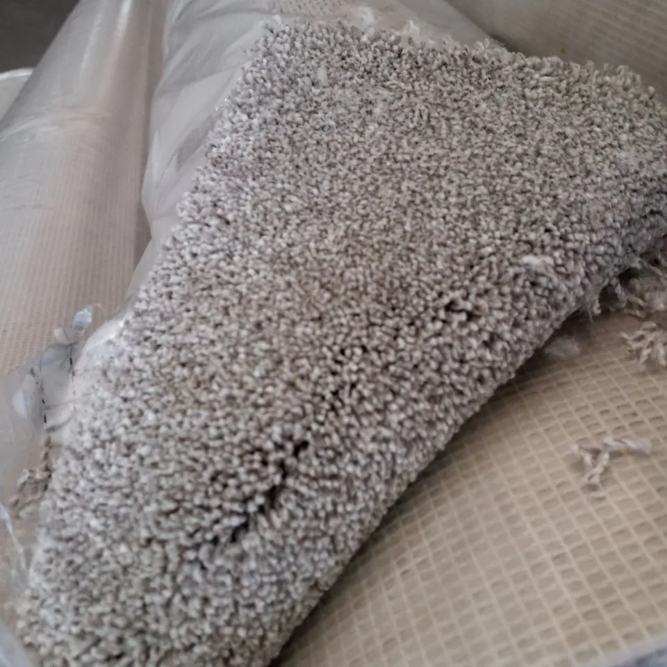 ROLL OF QUALITY CLASSIC CHARM HEATHERS 3164/0630 ACTI STAR BRIGHT CARPET  APPROXIMATELY 6.1×4M
