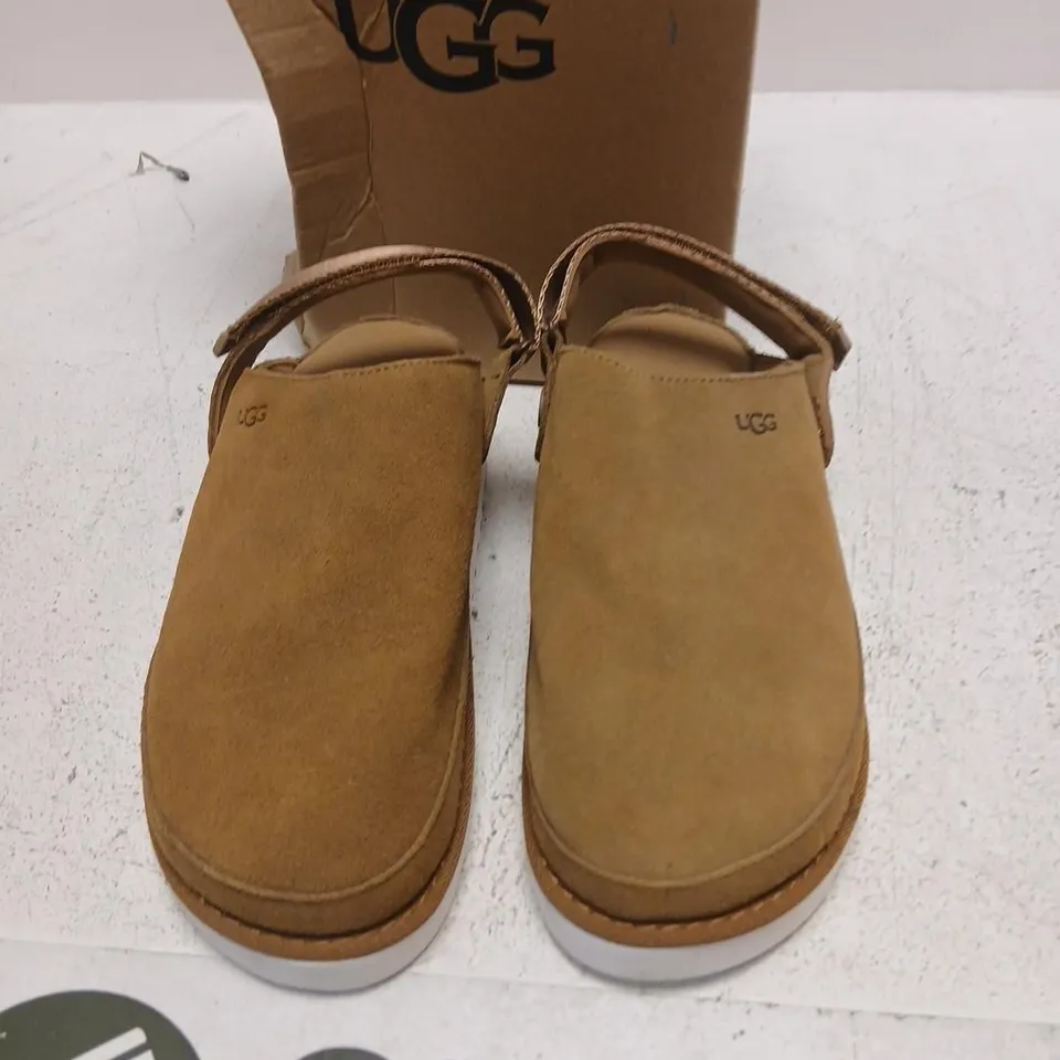 UGG WOMEN'S GOLDENSTAR CLOG – BROWN SUEDE (UK 7 / US 9)