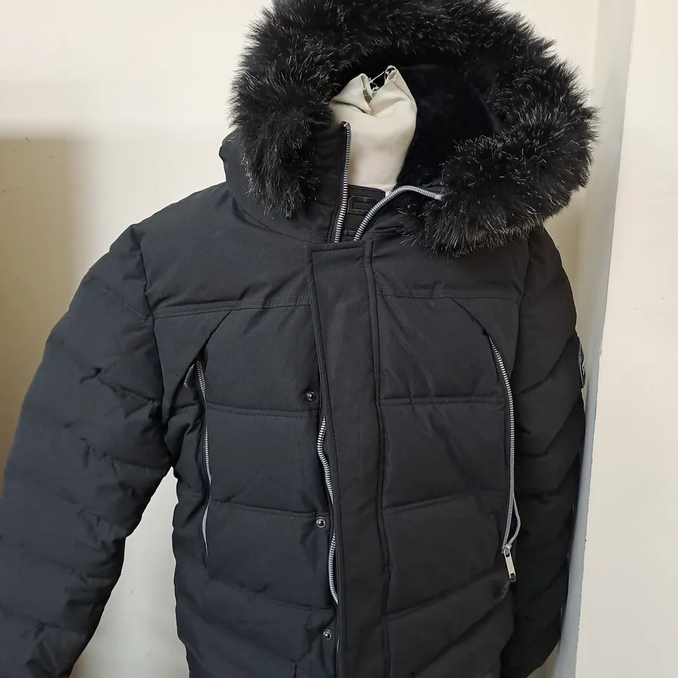 SUPPLY & DEMAND NEW YORK CITY HEAVY PADDED COAT IN BLACK - SMALL