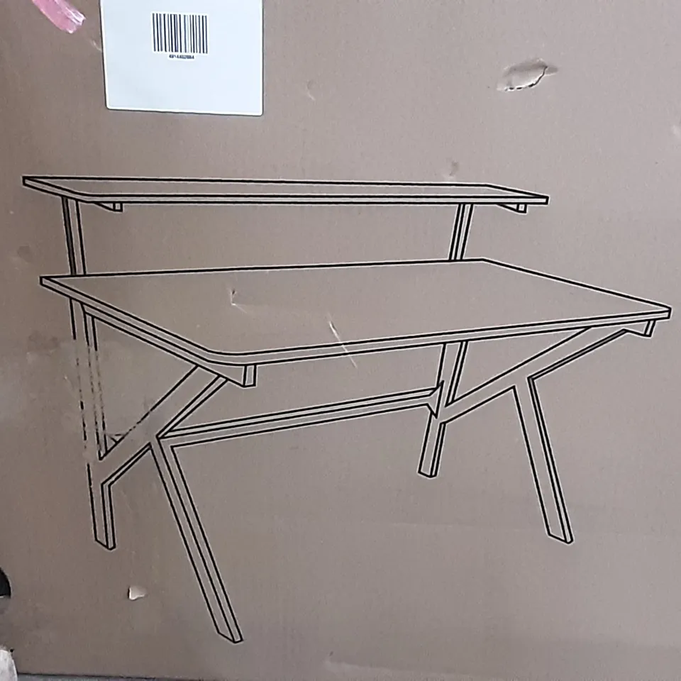 BOXED TABER GAMING DESK IN BLACK , H95 X W120 X D60CM 