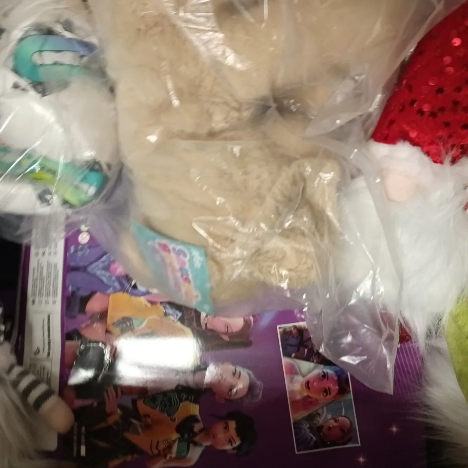 BOX OF APPROXIMATELY 20 ASSORTED TOYS AND GAMES TO INCLUDE TRACTOR TOY, SMALL PUDSEY BEAR, ETC - COLLECTION ONLY