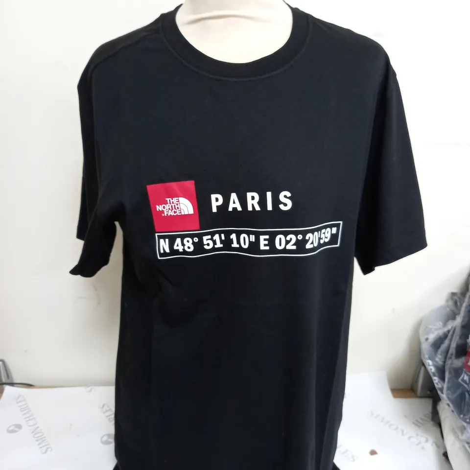 THE NORTH FACE MENS PARIS T-SHIRT - SIZE SMALL