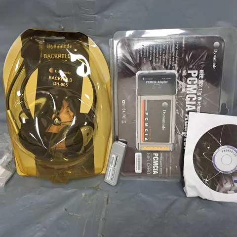 BOX OF APPROXIMATELY 20 ASSORTED ELECTRICAL ITEMS TO INCLUDE PCMCIA ADAPTER, HEADPHONES, ETC - COLLECTION ONLY