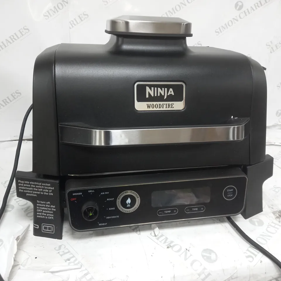 NINJA WOODFIRE ELECTRIC BBQ GRILL & SMOKER