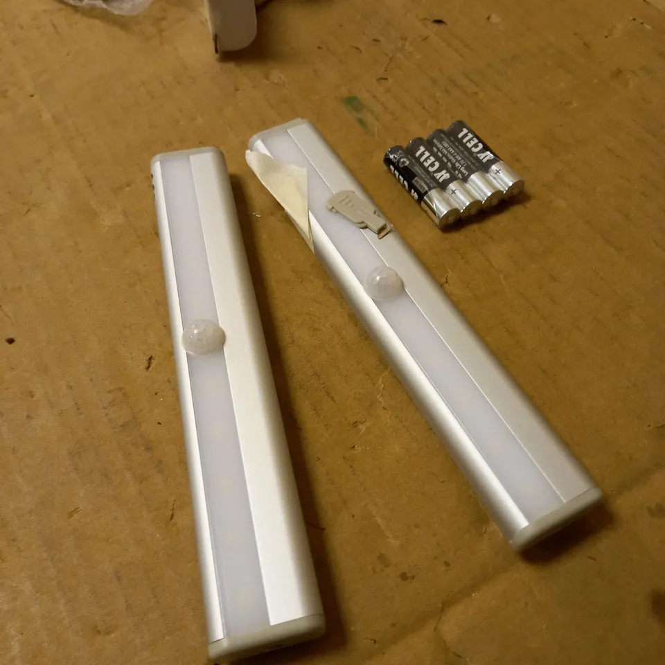 SFIXX SET OF 2 BRUSHED ALUMINIUM PIR MOTION SENSOR LIGHTS