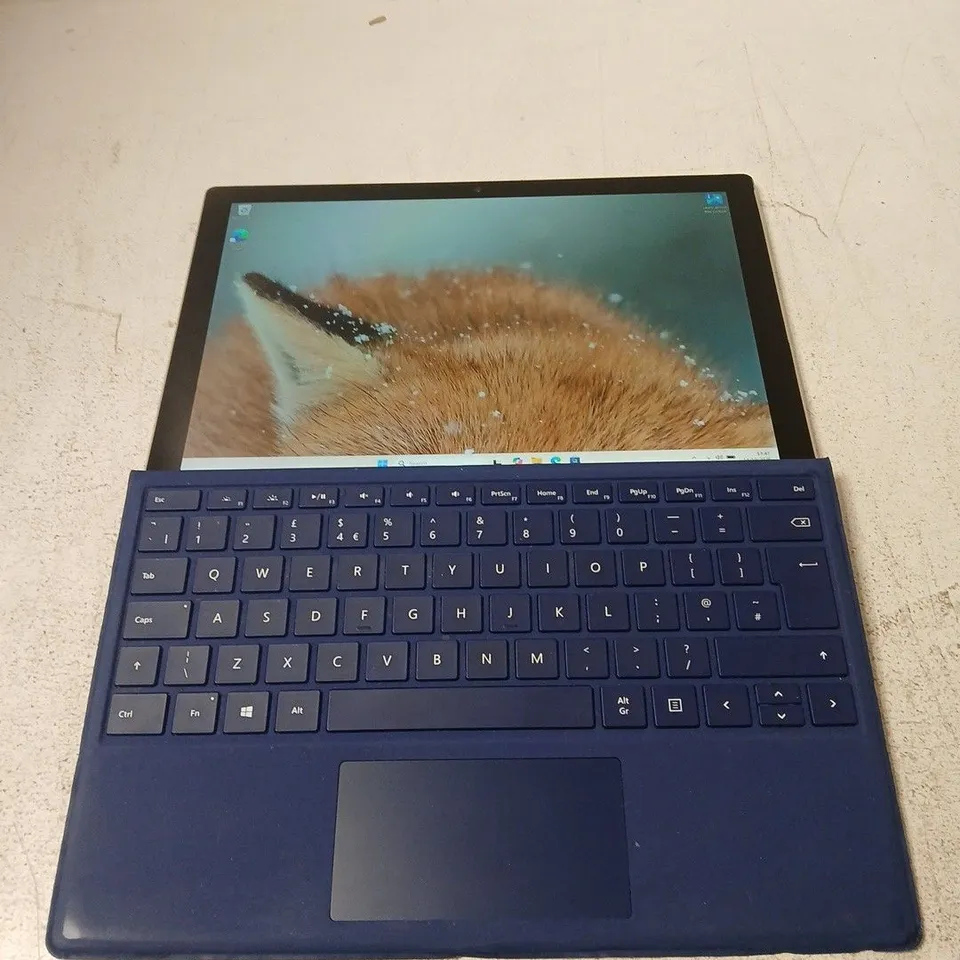 MICROSOFT SURFACE PRO TABLET 