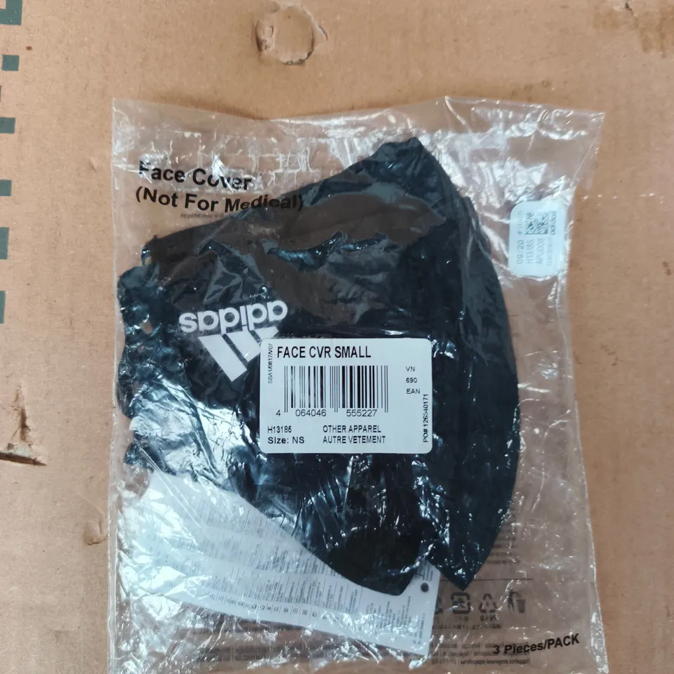 BAGGED ADIDAS FACE COVER IN BLACK SIZE SMALL