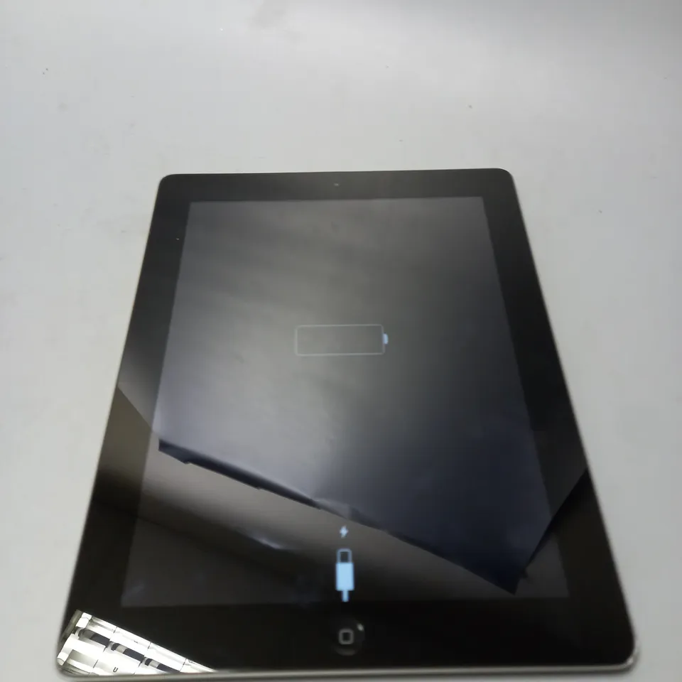 APPLE IPAD A1458 (4TH GEN) TABLET 