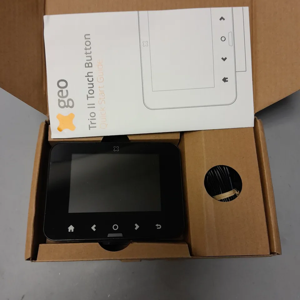 BOXED GEO TRIO 2 TOUCH BUTTON