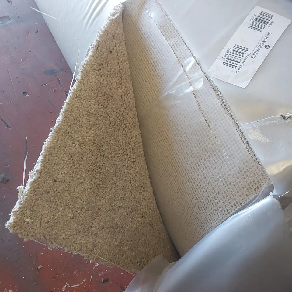 ROLL OF QUALITY SWALEDALE  GRAIN CARPET - APPROXIMATELY 6.1 x 5m