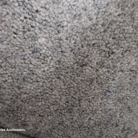 ROLL OF QUALITY DIM HEATHERS CARPET APPROXIMATELY 5M Γ 2.11M