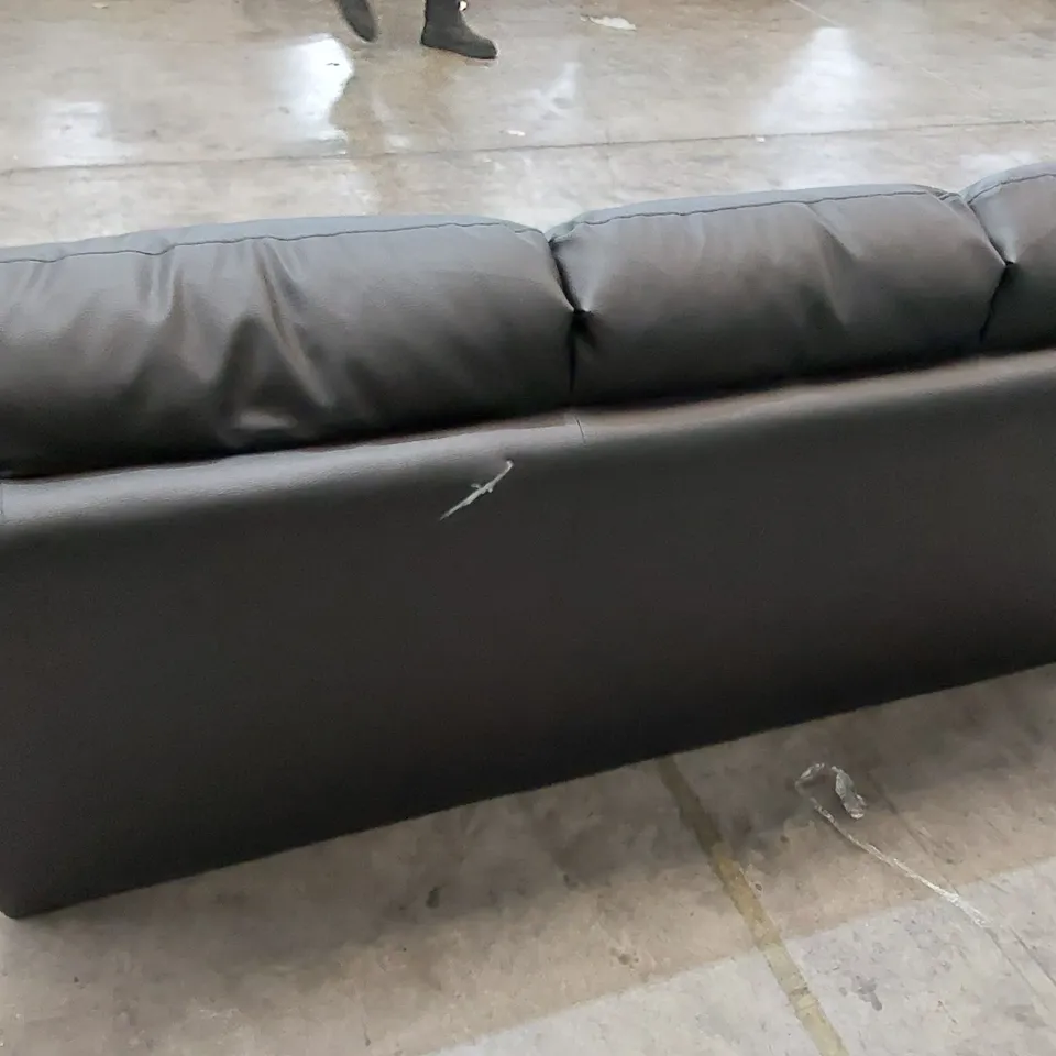 SSlDESIGNER 3 SEATER SOFA IN BLACK LEATHER