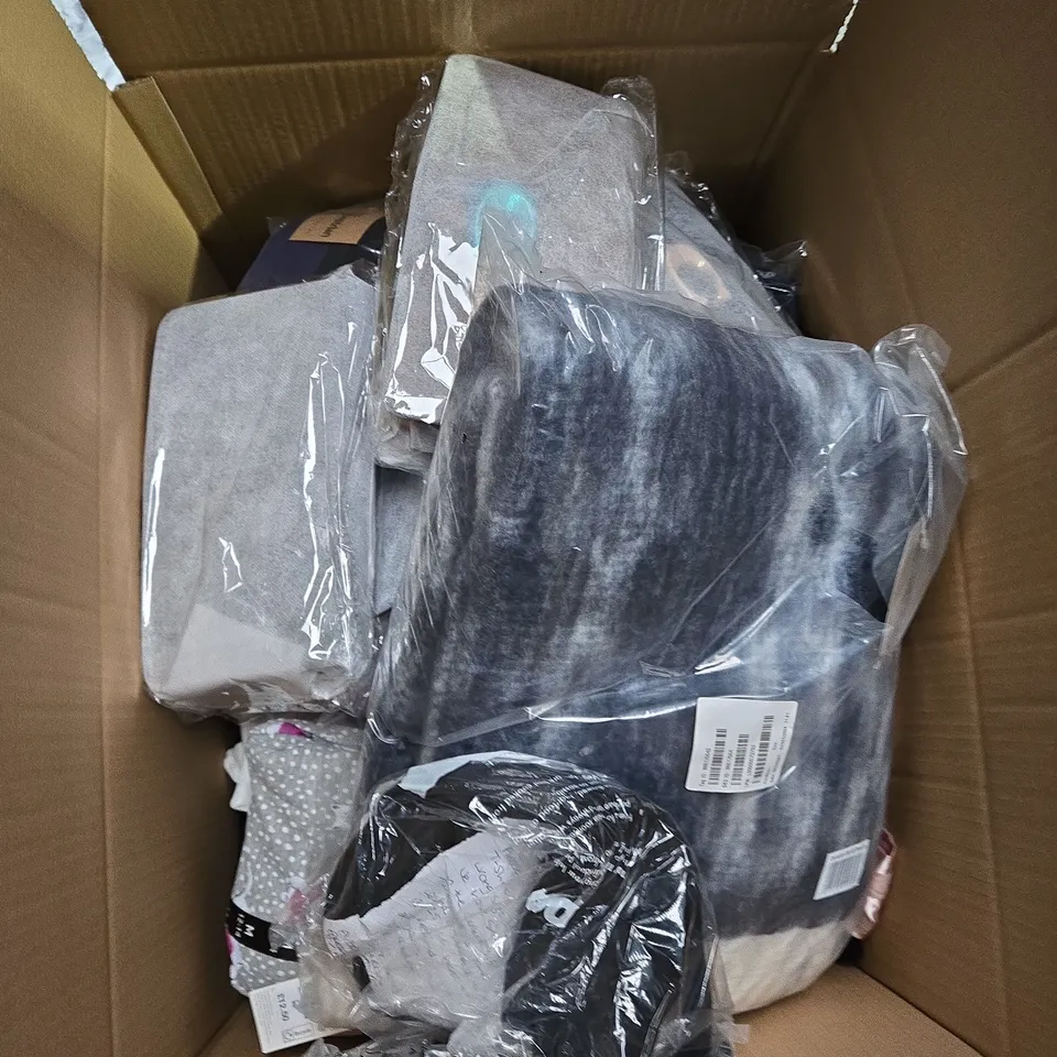 LARGE BOX OF ASSORTED CLOTHING ITEMS IN VARIOUS SIZES, STYLES AND COLOUR 