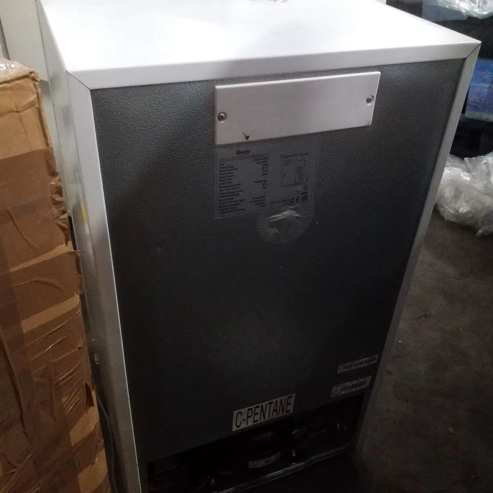 SWAN SR156150W 47CM UNDER-COUNTER FREEZER - WHITE