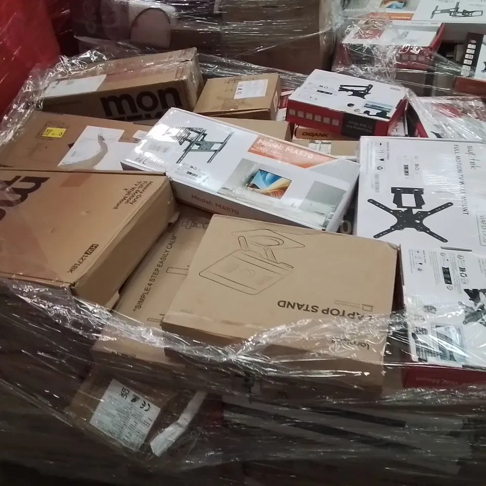PALLET CONTAINING A LARGE QUANTITY OF WALL MOUNTED BRACKETS