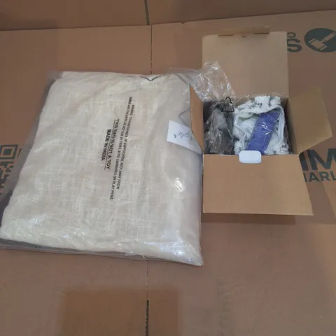 APPROXIMATELY 12 ASSORTED ITEMS TO INCLUDE MOP ACCESSORIES & SERENITY NIGHT RUGS