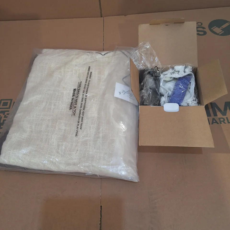 APPROXIMATELY 12 ASSORTED ITEMS TO INCLUDE MOP ACCESSORIES & SERENITY NIGHT RUGS