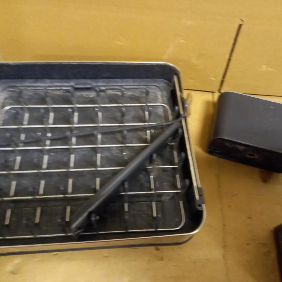 JOSEPH EXPANDABLE DISH RACK WITH DRAINING SPOUT