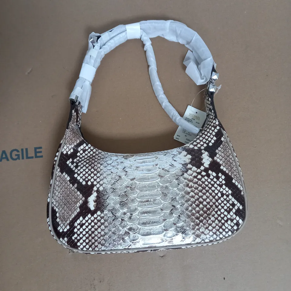 MICHAEL KORS LEATHER HANDBAG IN SILVER SNAKESKIN
