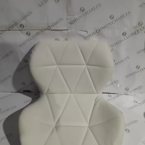 BOXED WHITE LEATHER OFFICE CHAIR