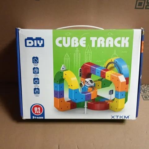 CUBE TRACK DIY MARBLE RUN TOY SET – 81 PIECES (BOXED)