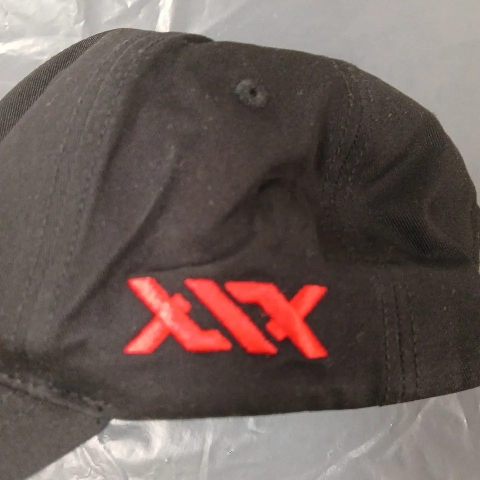 MUNULA BASEBALL CAP