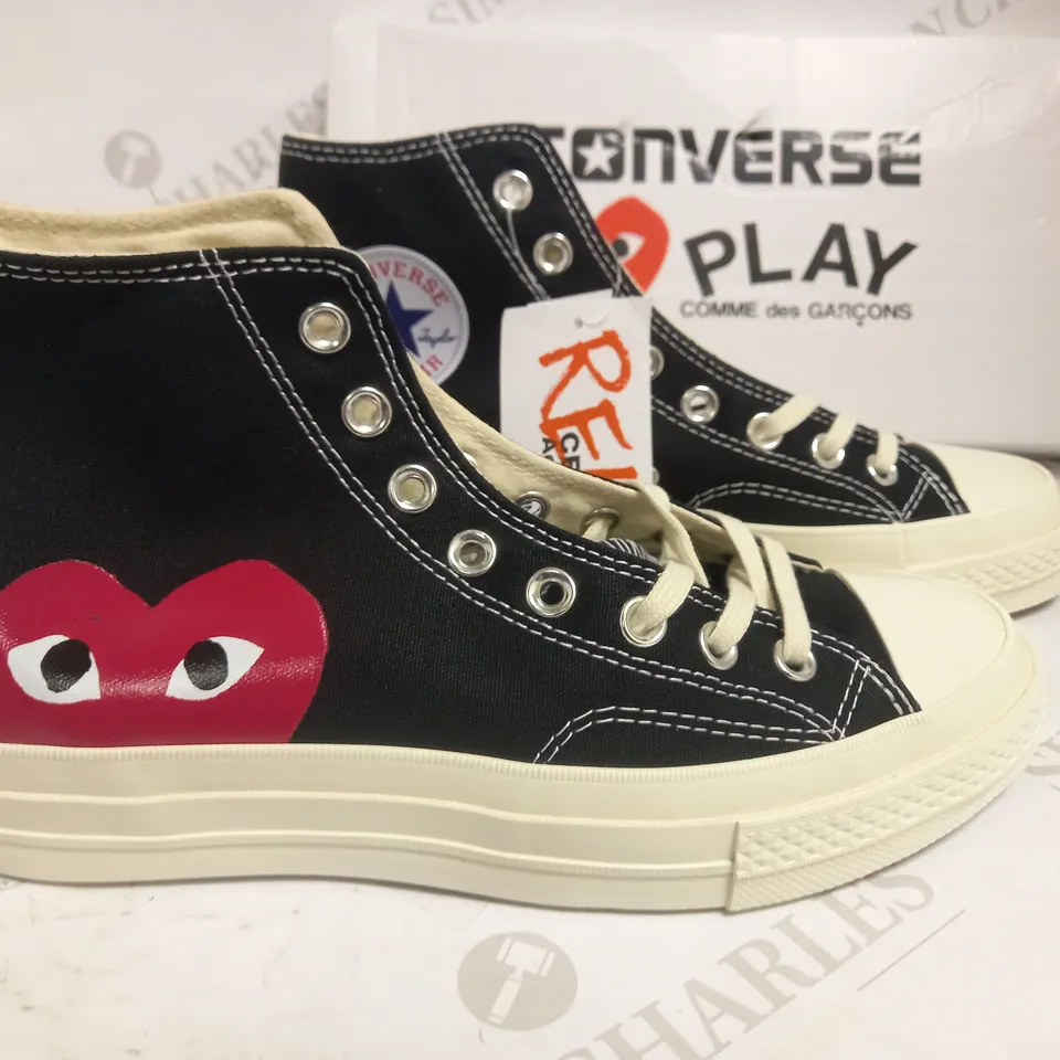 UK 7 CONVERSE PLAY EDITION COMME DES GARCONS HIGH TOP TRAINERS 